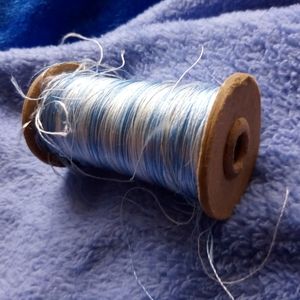 Blue/White spool thread
